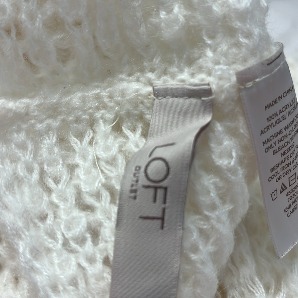 Scarf - Picture 3 of 3